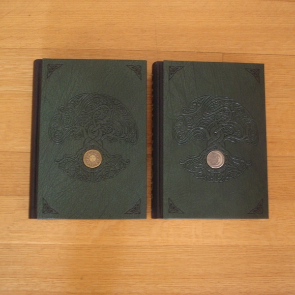 AMERICAN GODS: Neil Gaiman Suntup Signed Numbered Edition w/ Traycase, Sale! - Picture 3 of 16